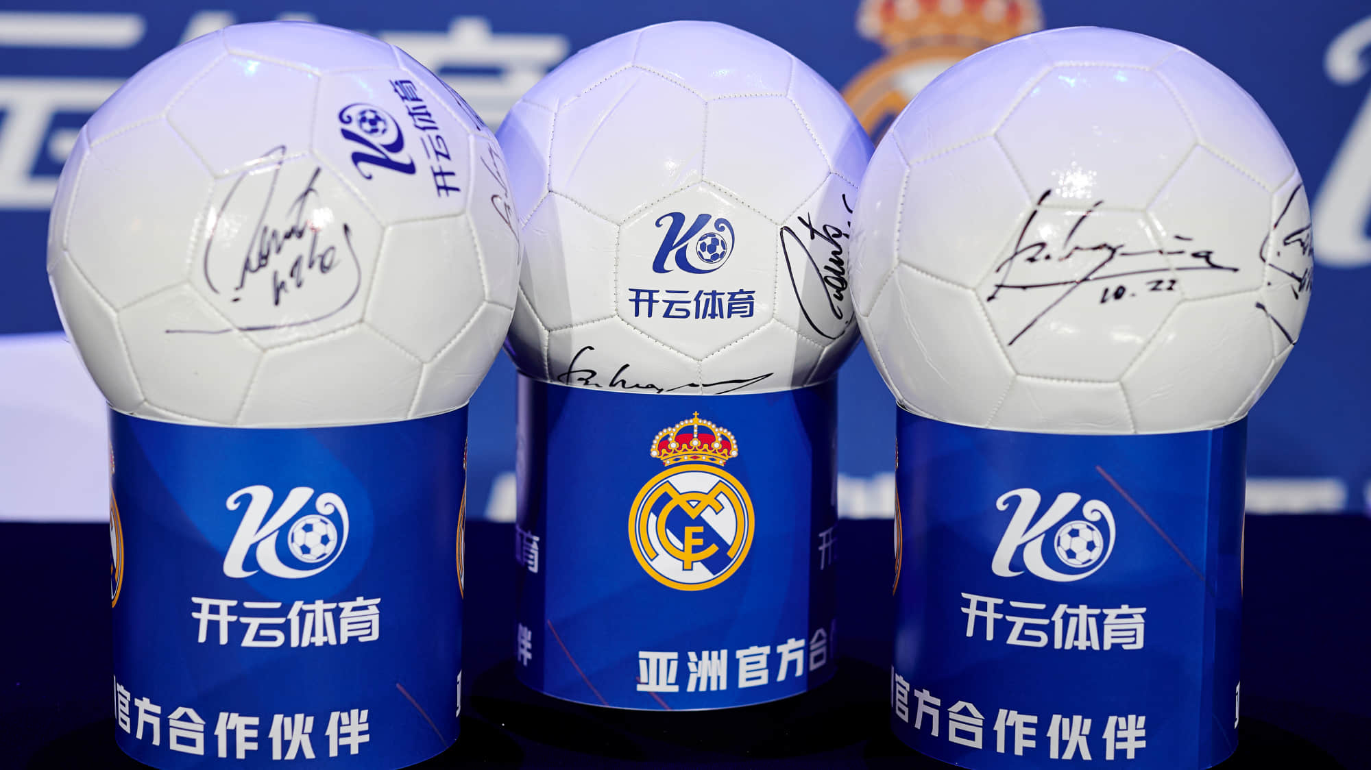 记者:托马森、加里·奥尼尔接受诺维奇面试,竞争主帅职位 记者:托马森、加里·奥尼尔接受诺维奇面试,竞争主帅职位